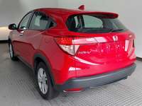 Вид сзади слева