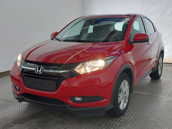 Вид спереди слева