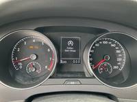 Pohled na přístrojovou desku