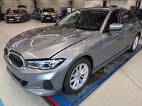 Вид спереди слева