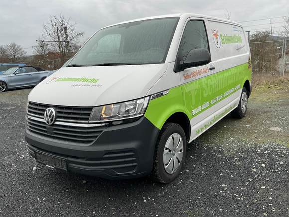 Pogled sprijeda lijevo