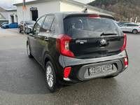 Вид сзади слева