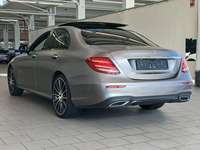 Вид сзади слева