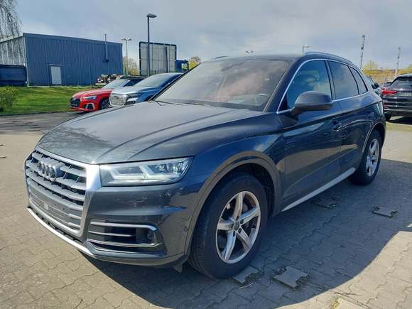 Вид спереди слева