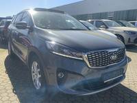 Вид спереди справа