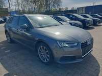 Pogled sprijeda desno