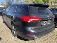 Pogled straga lijevo