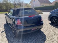 Вид сзади слева