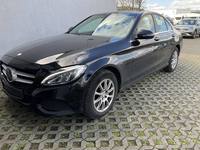 Pogled sprijeda lijevo