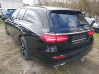 Вид сзади слева