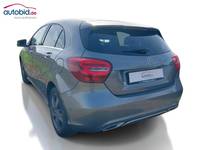 Вид сзади слева