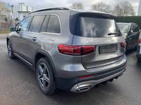 Вид сзади слева