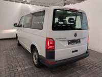 Widok z tyłu po stronie lewej