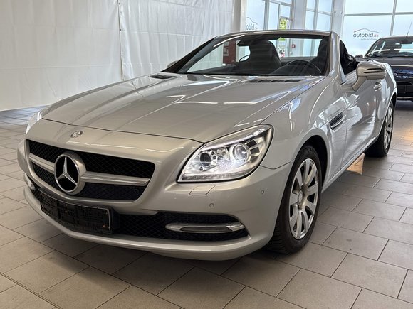 Widok z przodu po stronie lewej