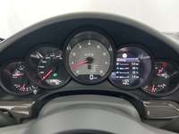 Вид на приборную панель