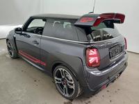 Aanzicht achter links