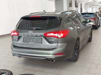 Aanzicht achter rechts