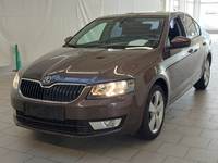 Вид спереди слева