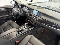 Вид на салон