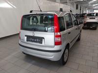 Widok z tyłu po stronie prawej