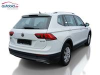 Widok z tyłu po stronie prawej