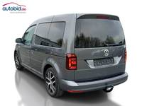 Widok z tyłu po stronie lewej