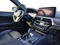 Вид на салон