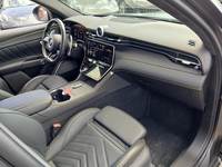 Вид на салон