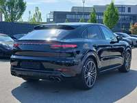 Aanzicht achter rechts