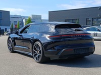 Aanzicht achter links