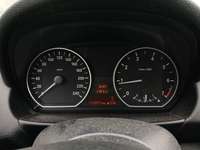 Pogled na kombinirani instrument