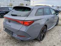 Aanzicht achter rechts