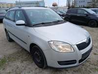 Вид спереди справа