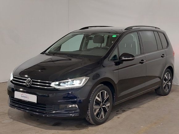 Вид спереди слева