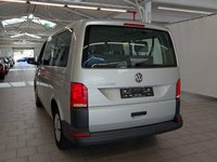 Widok z tyłu po stronie lewej