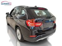 Widok z tyłu po stronie lewej