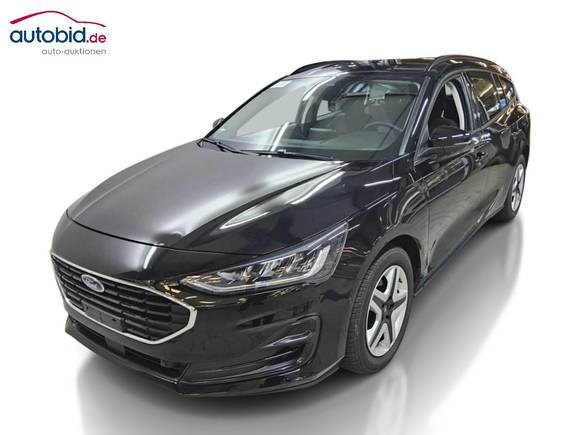 Вид спереди слева