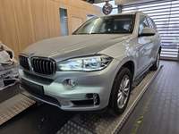 Изглед отпред отляво