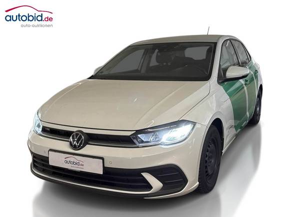 Náhled zpředu zleva