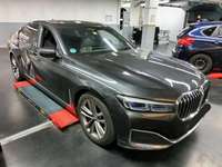 Widok z przodu po stronie prawej