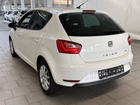 Widok z tyłu po stronie lewej