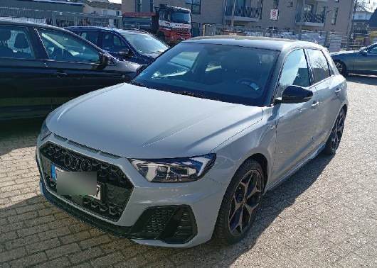 Vista anteriore sinistra