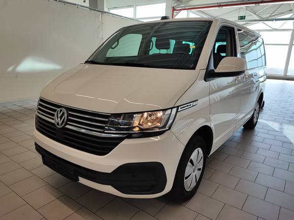 Pogled od napred levo