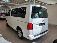 Pogled od pozadi levo