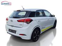 Widok z tyłu po stronie prawej