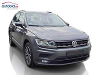 Pogled desno spredaj