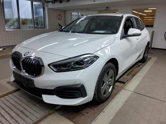 Изглед отпред отляво