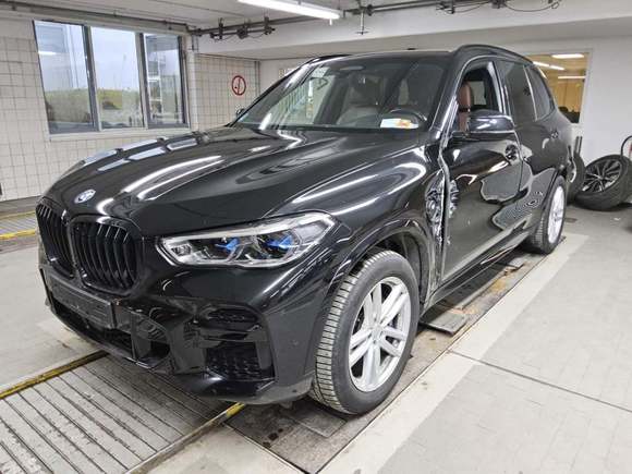 Изглед отпред отляво