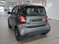 Pogled od pozadi levo