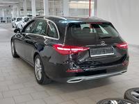 Widok z tyłu po stronie lewej